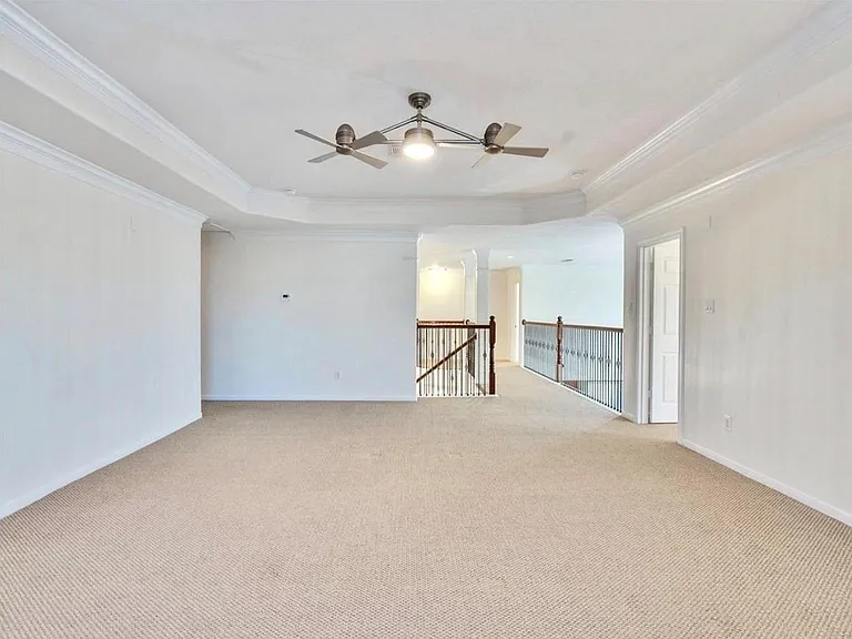 1904 Keswick Ct — Photo 18