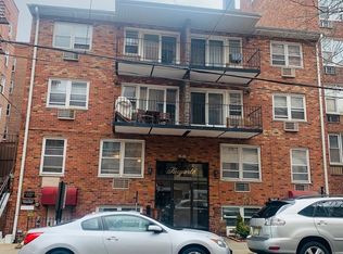 7111 110th St APT 1D, Forest Hills, NY 11375