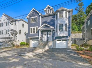 50 Park Hill Ter, Yonkers, NY 10705