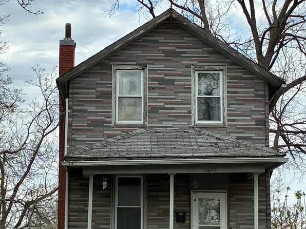 1527 Carroll St, Keokuk, IA 52632