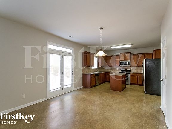5th image of 46 Aberdeen Ct