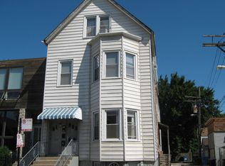 2627 W Attrill St APT 2R, Chicago, IL 60647