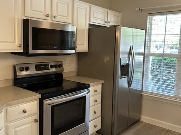 383 Seabert Rd, Myrtle Beach, SC 29579