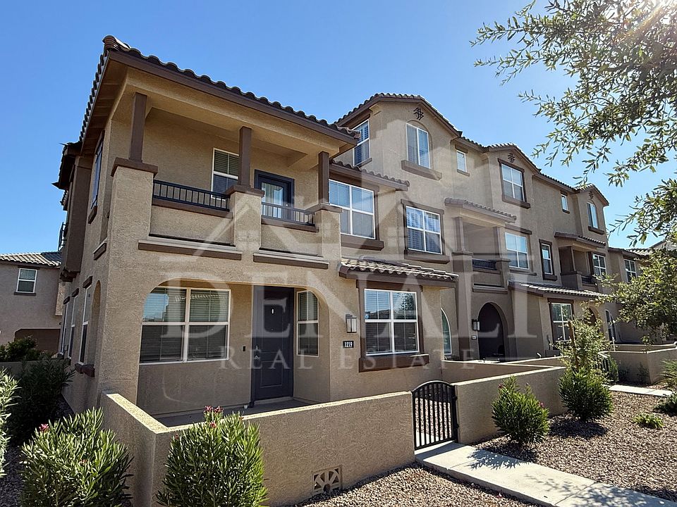1st image of 1255 N Arizona Ave #1219