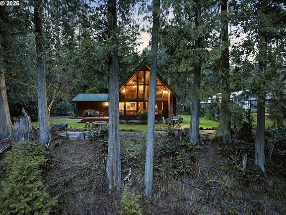 2nd image of 57206 E Marmot Rd