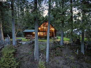 57206 E Marmot Rd, Sandy, OR 97055