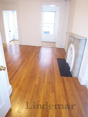 Rented by Lindemar LLC | media 73