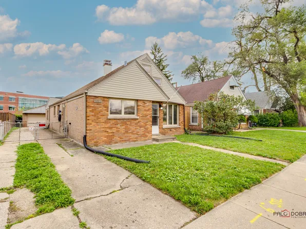 4009 Ruby St, Schiller Park, IL 60176