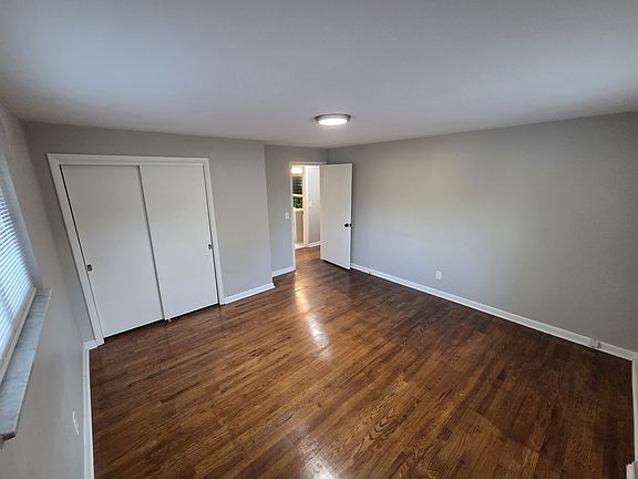 5th image of 4182 Ruckle Ave #1