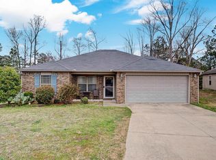 44 Bracey Cir, Little Rock, AR 72204