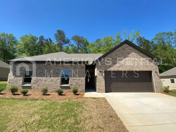 84 Ballington Way, Clanton, AL 35045