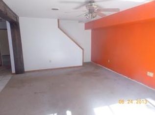 240 Fort Henry Rd, Bethel, PA 19507