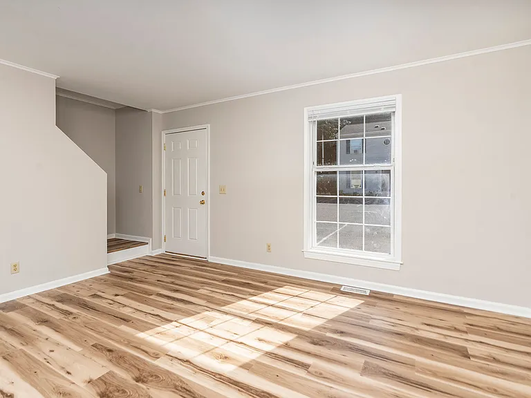 79 Woodlee Rd #3 — Photo 2