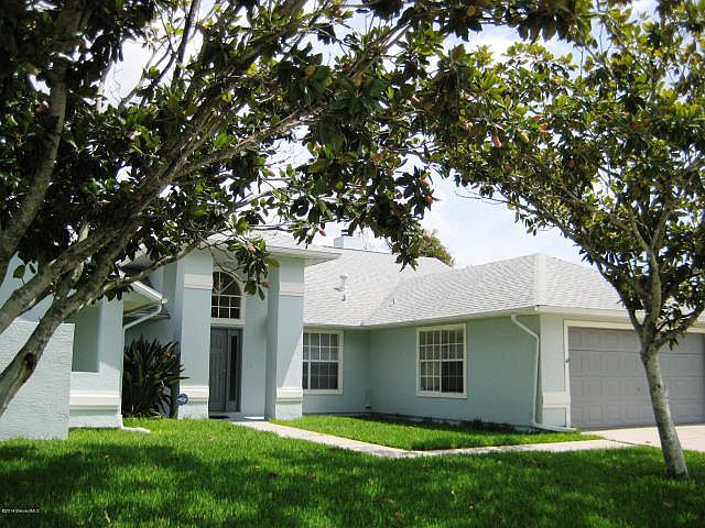 1st image of 1922 Glen Meadows Cir