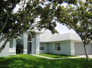 1922 Glen Meadows Cir, Melbourne, FL 32935