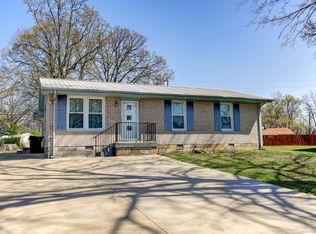 109 Perch Dr, New Johnsonville, TN 37134