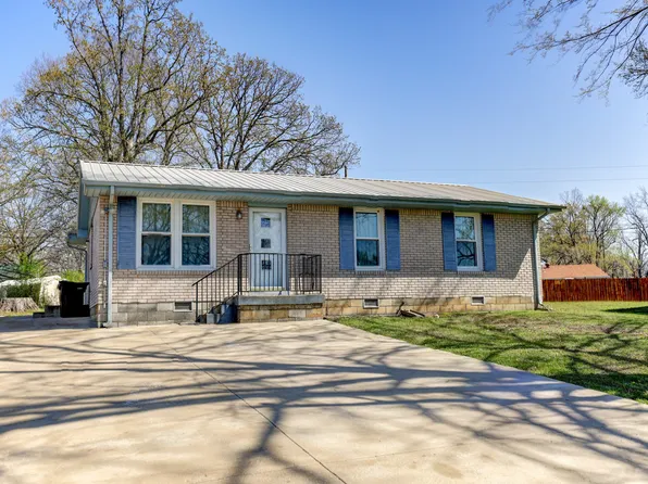 109 Perch Dr, New Johnsonville, TN 37134