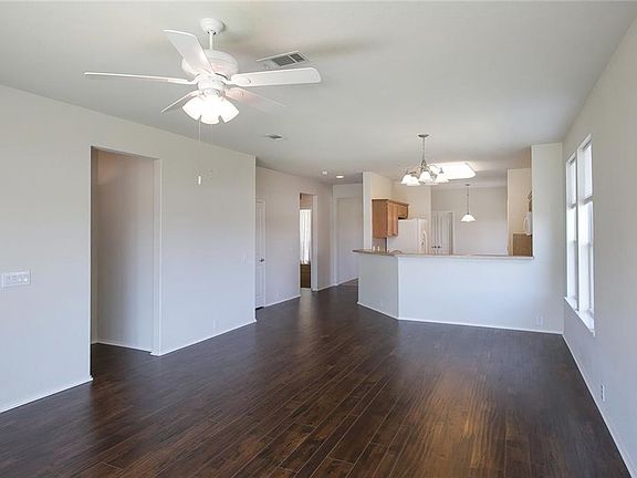 5th image of 7986 Hogan Ct