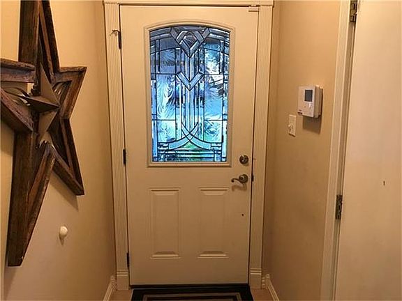 3rd image of 1402 Serene Oaks Dr