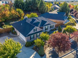 4126 Hemlock Dr, Medford, OR