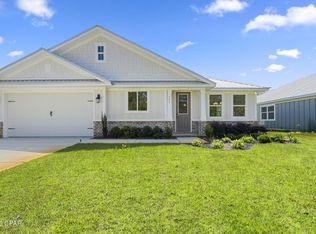 393 Bear Creek Blvd, Freeport, FL 32439