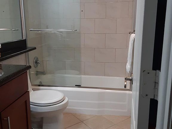 5th image of 2900 NE 30th Street #G8