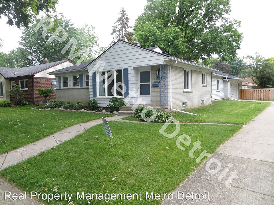 1st image of 22833 Carolina St