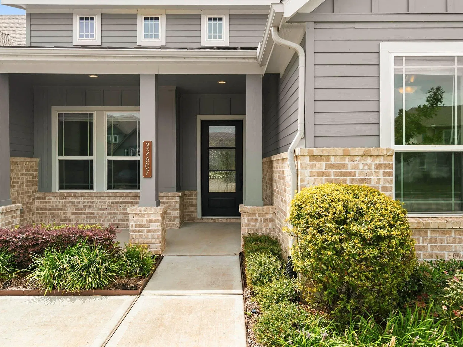 4 bed, 3.5 bath, 2988 sqft, $3,500 — Photo 4