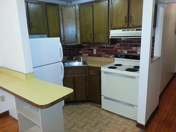 4th image of 169 Park Ave APT 2C