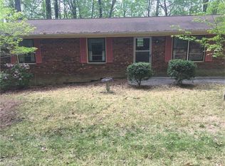 301 Trammel Gap Rd, Saluda, NC 28773