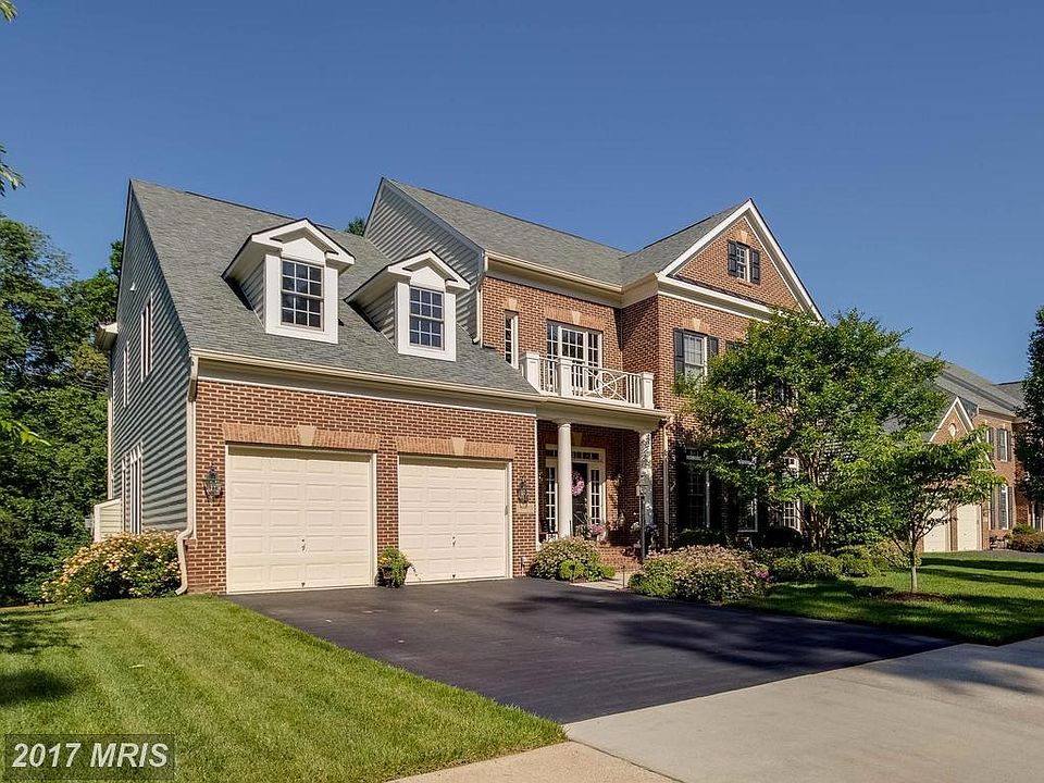 1st image of 15683 Sedgefield Oaks Ct