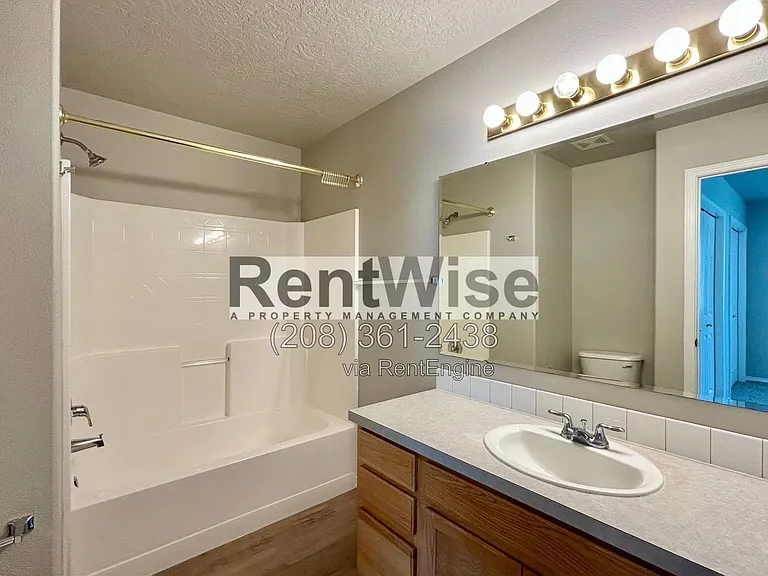 14232 Carolina St — Photo 13