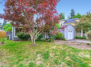 9927 N Ivanhoe St, Portland, OR 97203