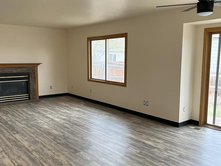 554 Dennison Ave — Photo 4