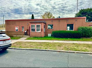 502 S 29th St, Manitowoc, WI 54220