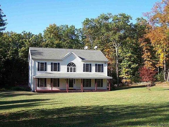 3rd image of 27 Mayfield Ests