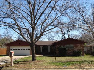 1136 Norwood Dr, Hurst, TX 76053