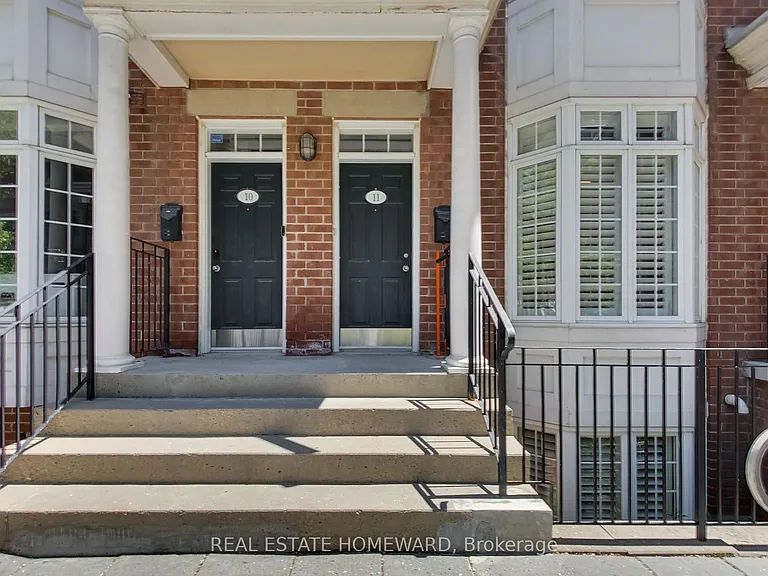 11 Niagara St #Townhouse 11 — Photo 3