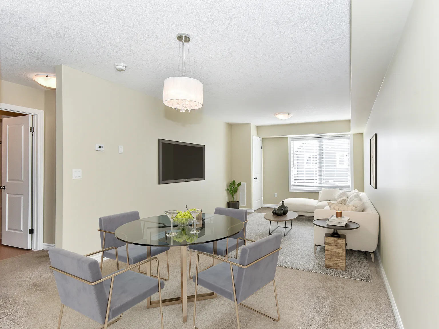 225 Riddell Street — Photo 3