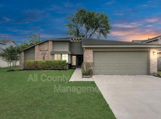 1207 Park Knoll Ln, Katy, TX 77450