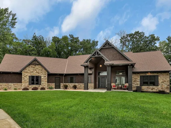 1710 39th St S, Saint Cloud, MN 56301
