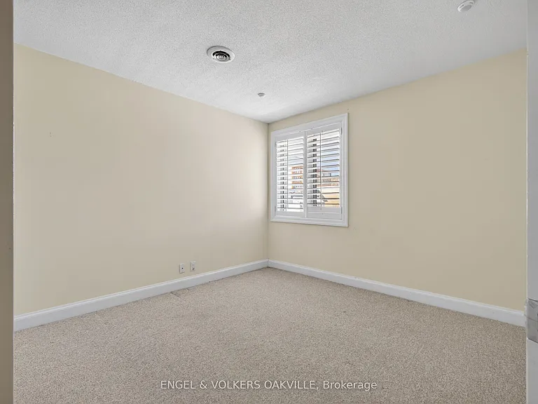 84 Reynolds St #2 — Photo 31
