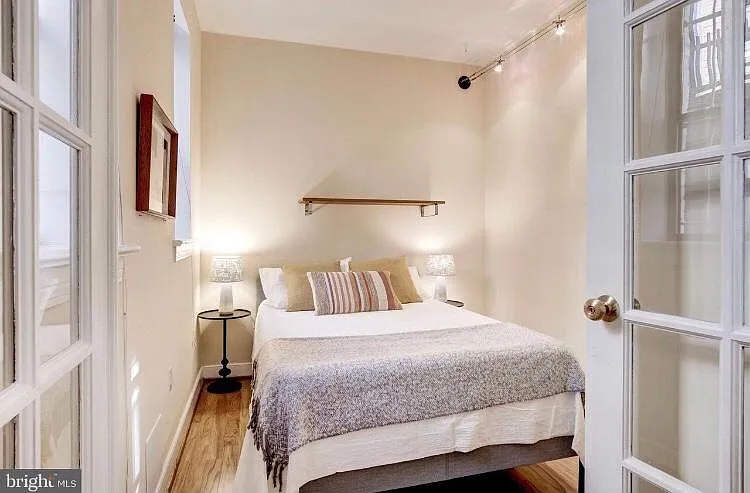 1827 Florida Ave NW #102 — Photo 4