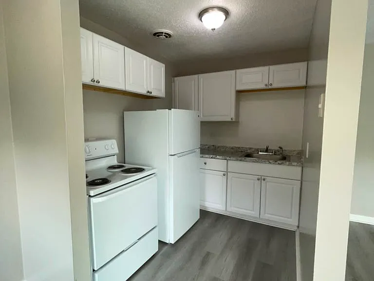 259-279-B56 Oakville Ave #1 — Photo 10
