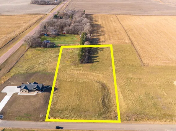 S Pheasant Ln, Sioux Falls, SD 57108