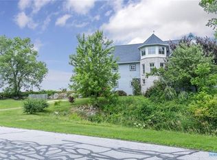 12153 Corduroy Rd, Curtice, OH 43412