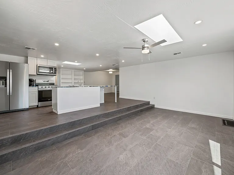 36975 N Sunset Trl — Photo 6
