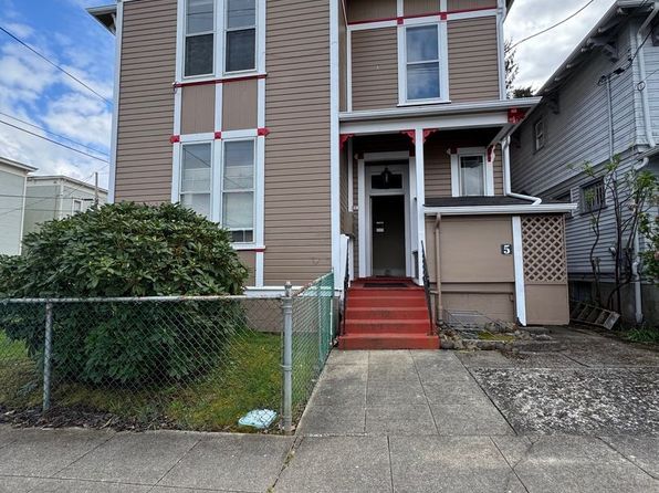 591 Commercial St APT 4