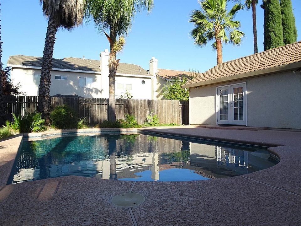 1st image of 2331 Babson Dr