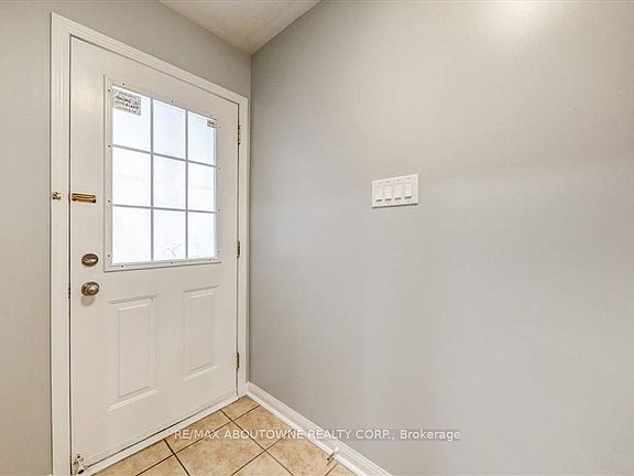 3rd image of 2133 Morningside Ave